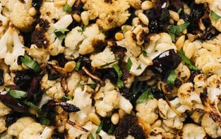Roasted-Cauliflower-with-Olive-and-Raisins