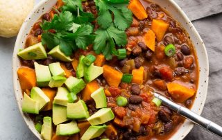 https://www.noracooks.com/vegan-sweet-potato-black-bean-chili/