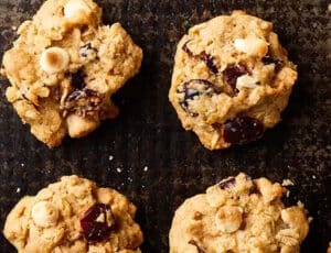 festive oatmeal cookies